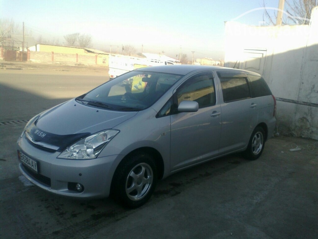 Toyota Wish 2004 года за ~388 000 сом