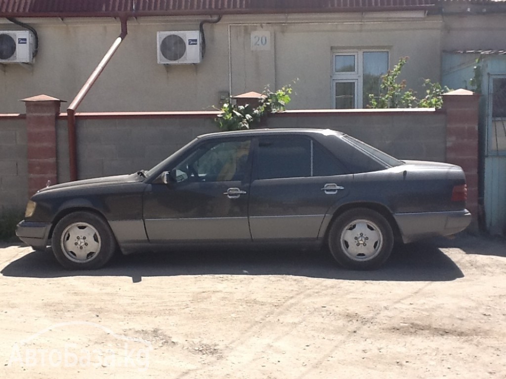 Mercedes-Benz E-Класс 1991 года за 4 200$