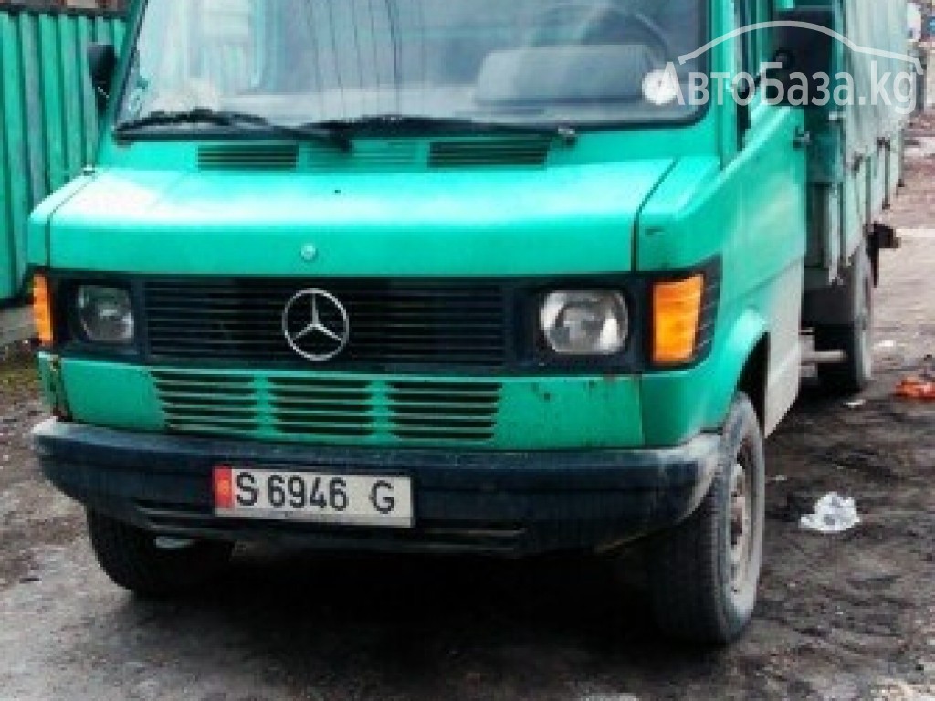 Бортовой Mercedes-Benz Даймлер-Бенц-602Д