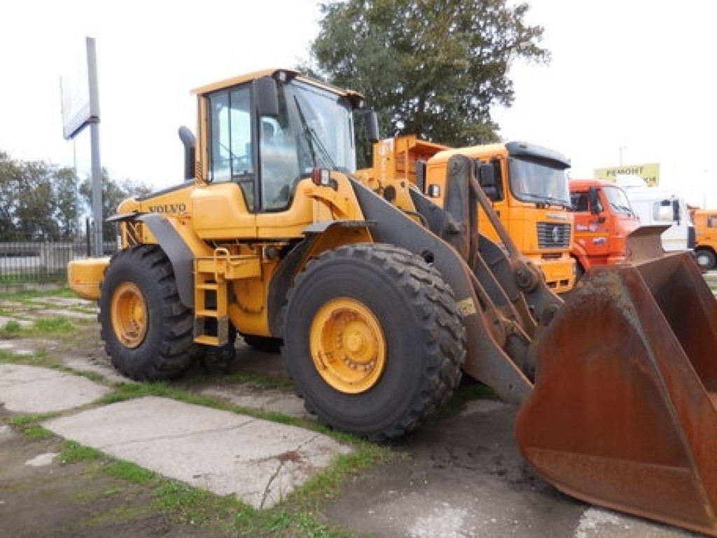 Погрузчик Volvo L120