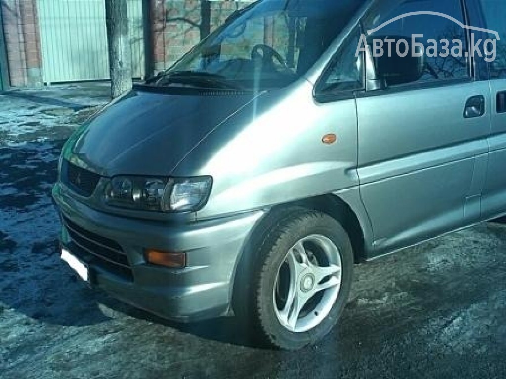 Mitsubishi Space Gear 2000 года за ~601 800 сом