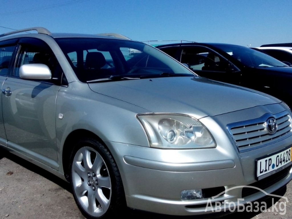 Toyota Avensis 2003 года за ~741 400 сом