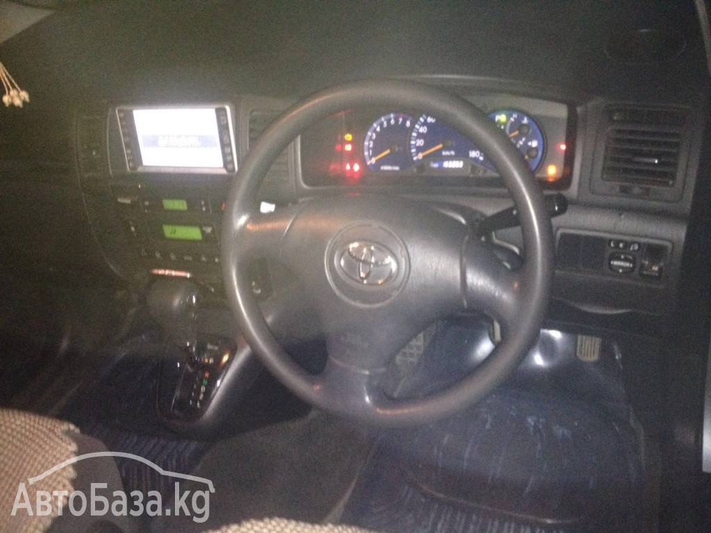 Toyota Corolla Spacio 2005 года за ~384 700 сом