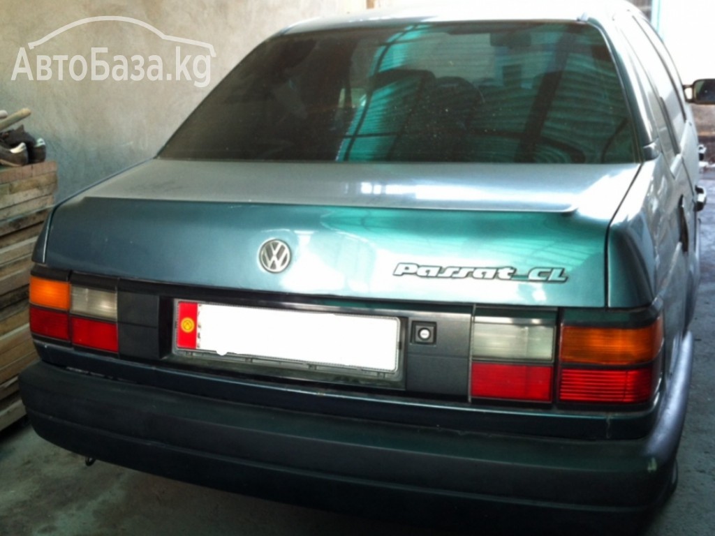 Volkswagen Passat 1989 года за ~245 500 руб.