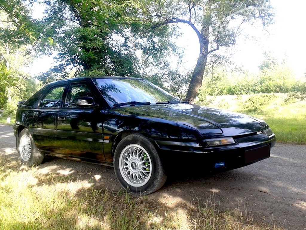 Mazda 323 1991 года за ~200 000 руб.