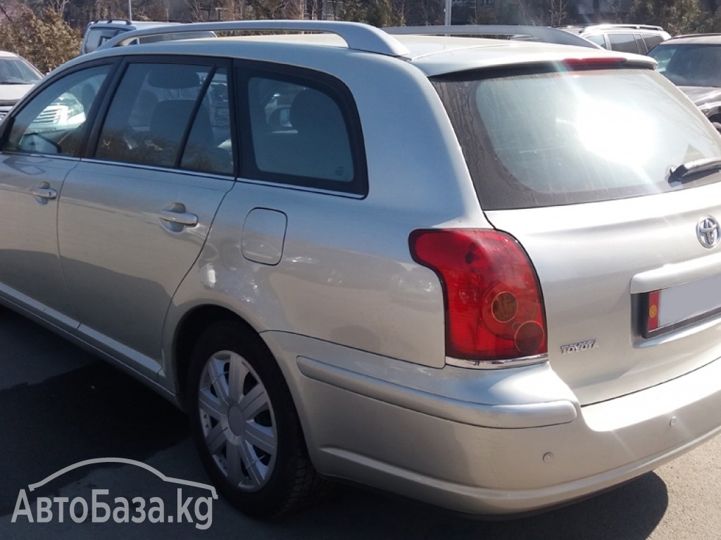 Toyota Avensis 2005 года за ~517 300 сом