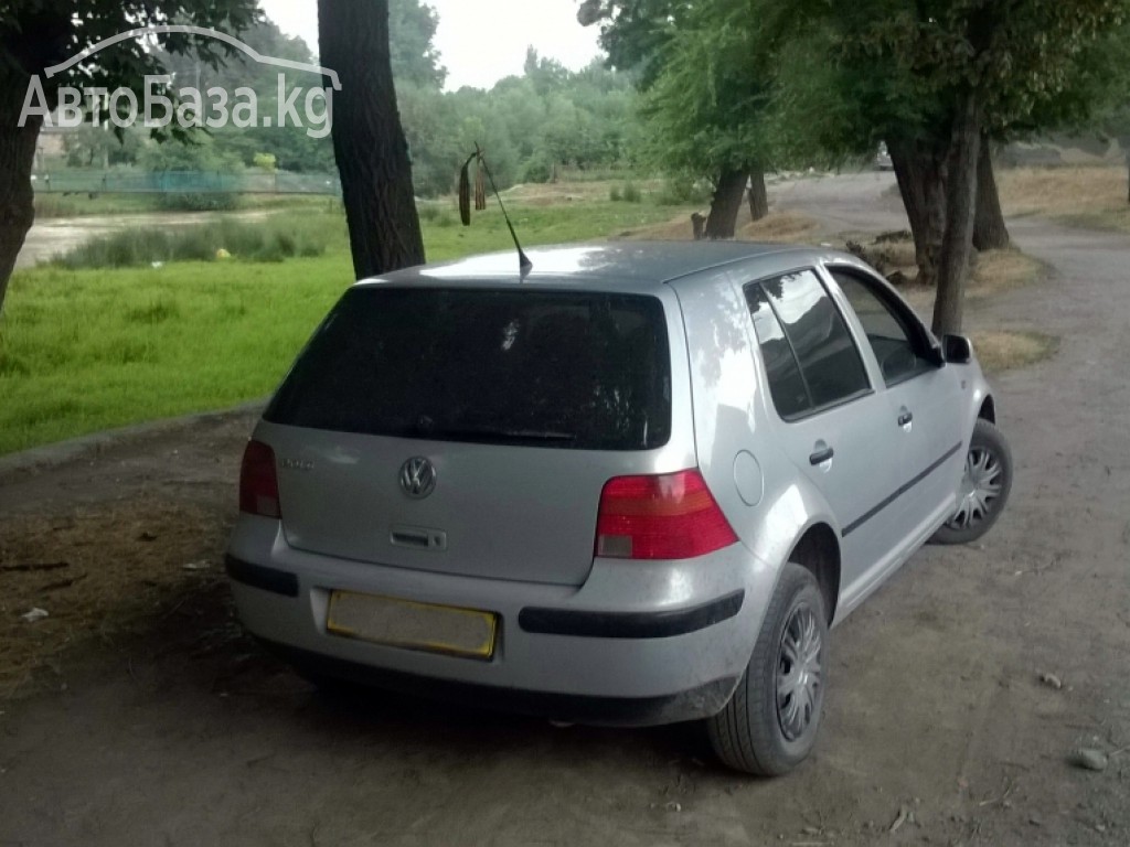 Volkswagen Golf 1998 года за ~269 000 сом