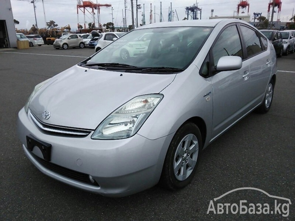 Toyota Prius 2008 года за ~715 600 сом