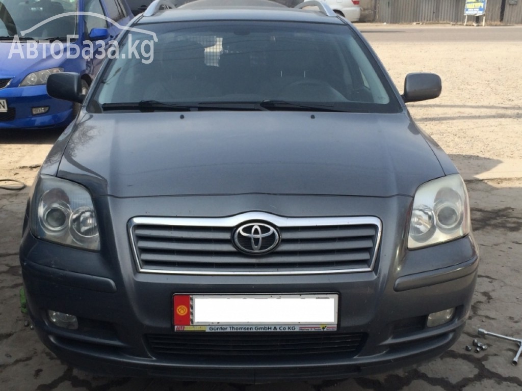 Toyota Avensis 2004 года за ~491 400 сом