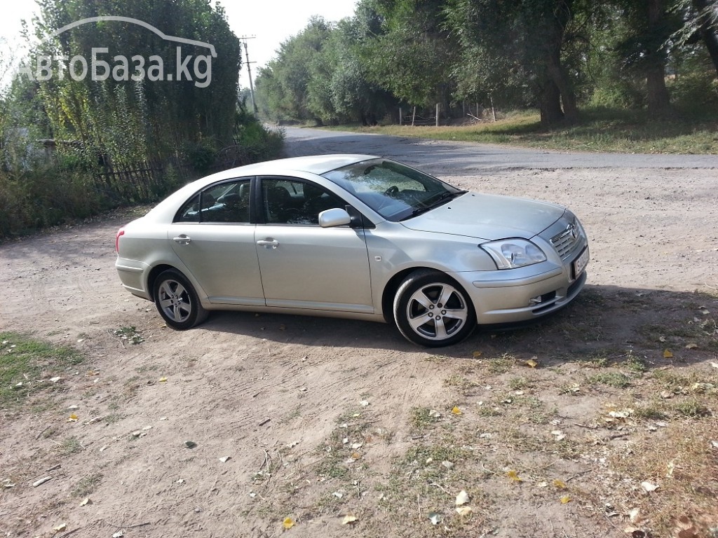 Toyota Avensis 2003 года за ~689 700 сом