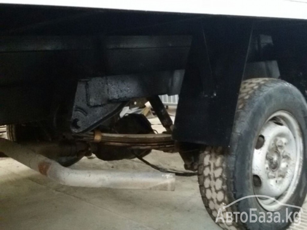 Бортовой Mercedes-Benz Sapog