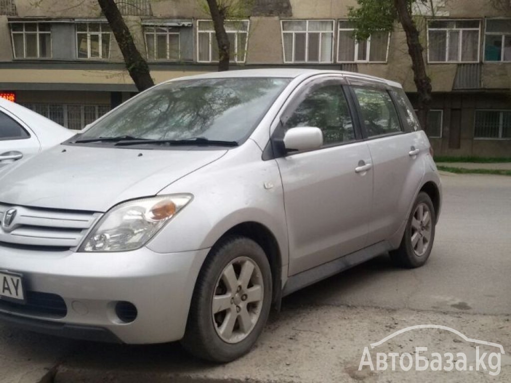 Toyota Ist 2003 года за 3 500$