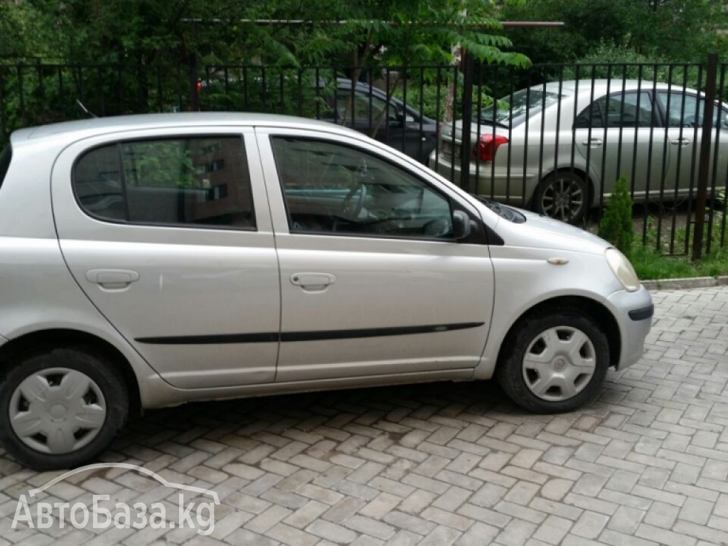 Toyota Yaris 2004 года за 275 000 сом