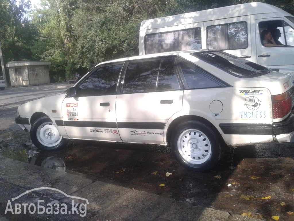 Mazda 626 1987 года за ~56 600 сом