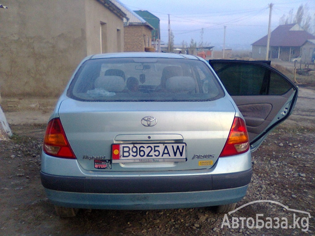 Toyota Prius 1998 года за ~129 400 сом