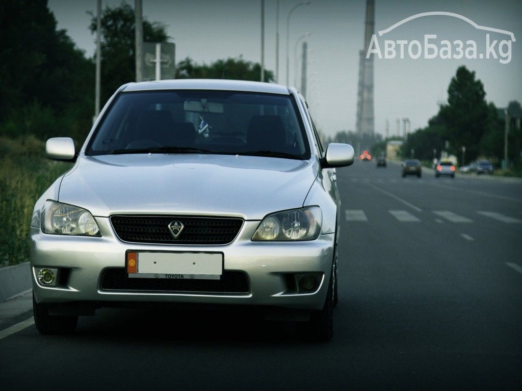 Toyota Altezza 2003 года за 6 000$