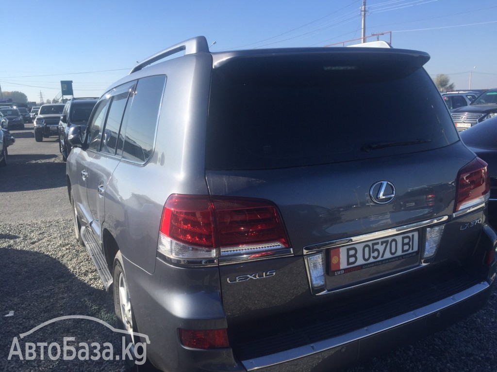 Lexus LX 2013 года за ~4 439 700 сом