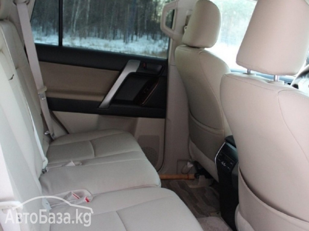 Toyota Land Cruiser Prado 2012 года за ~1 724 200 сом