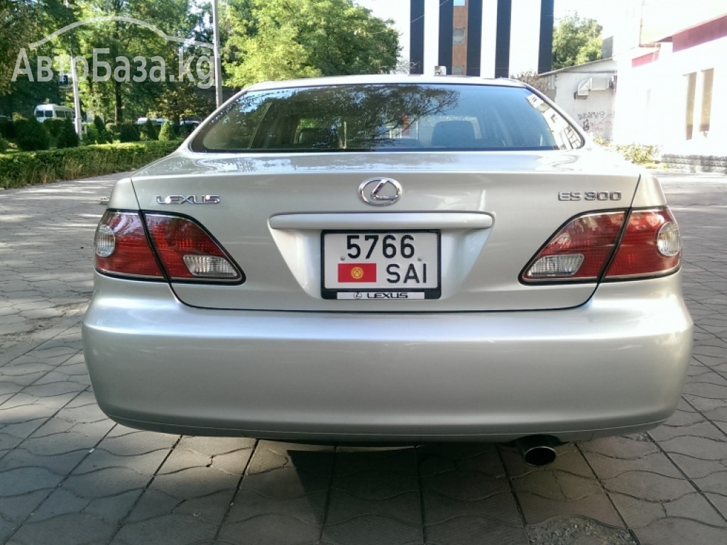 Lexus ES 2002 года за ~750 000 сом