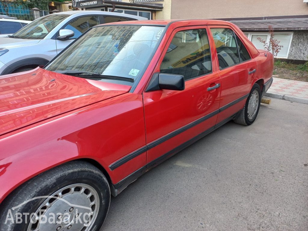 Mercedes-Benz E-Класс 1989 года за 240 000 сом