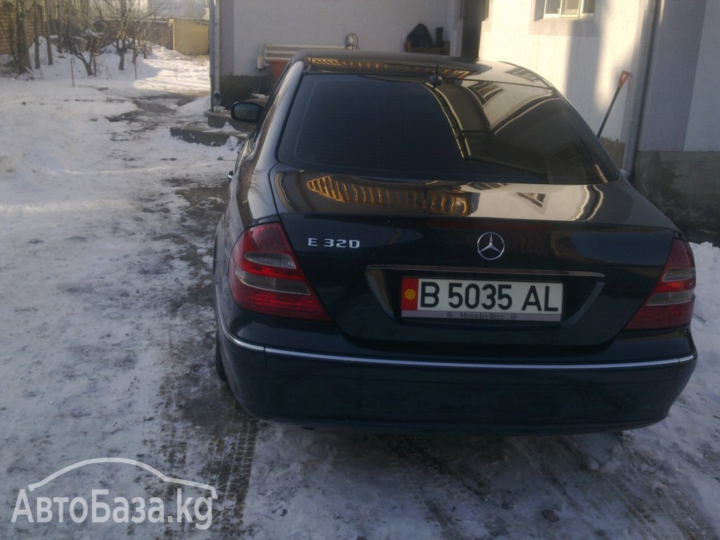 Mercedes-Benz E-Класс 2002 года за 9 500$