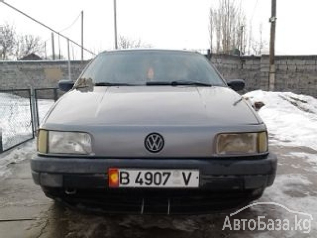 Volkswagen Passat 1992 года за ~215 600 сом