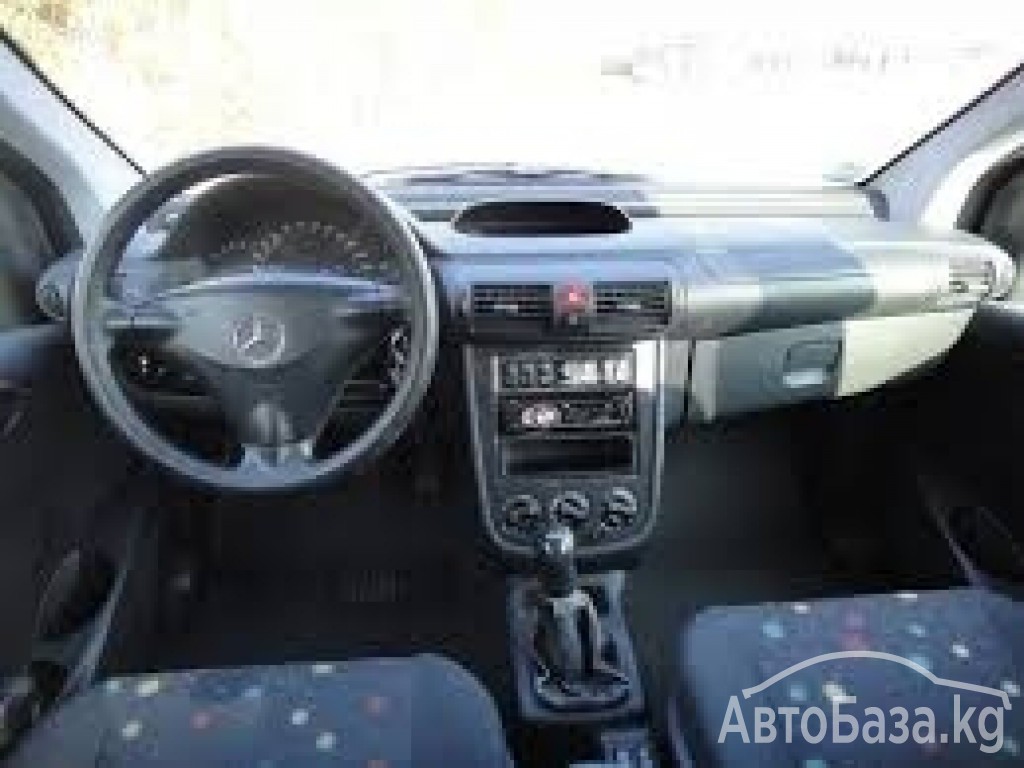 Mercedes-Benz Vaneo 2003 года за ~598 300 сом