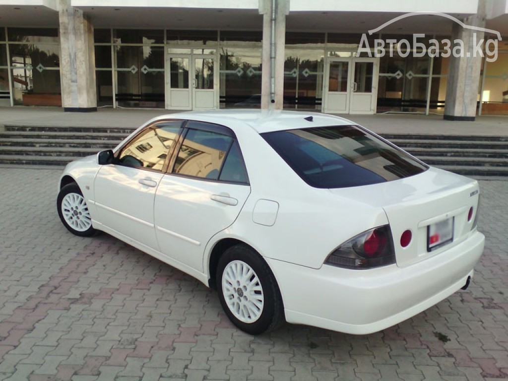 Toyota Altezza 2004 года за ~347 500 сом