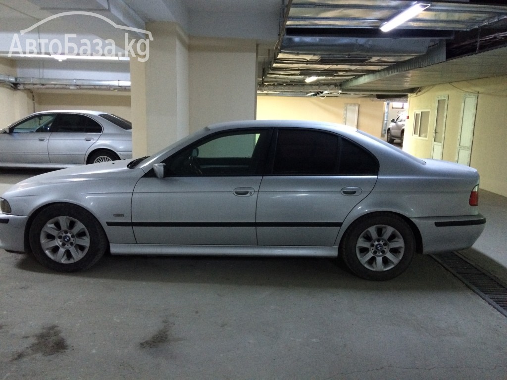 BMW 5 серия 2001 года за 7 400$