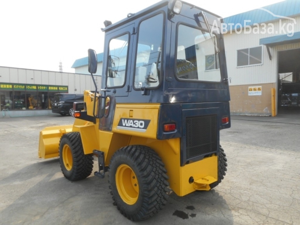 Погрузчик Komatsu WA30-3