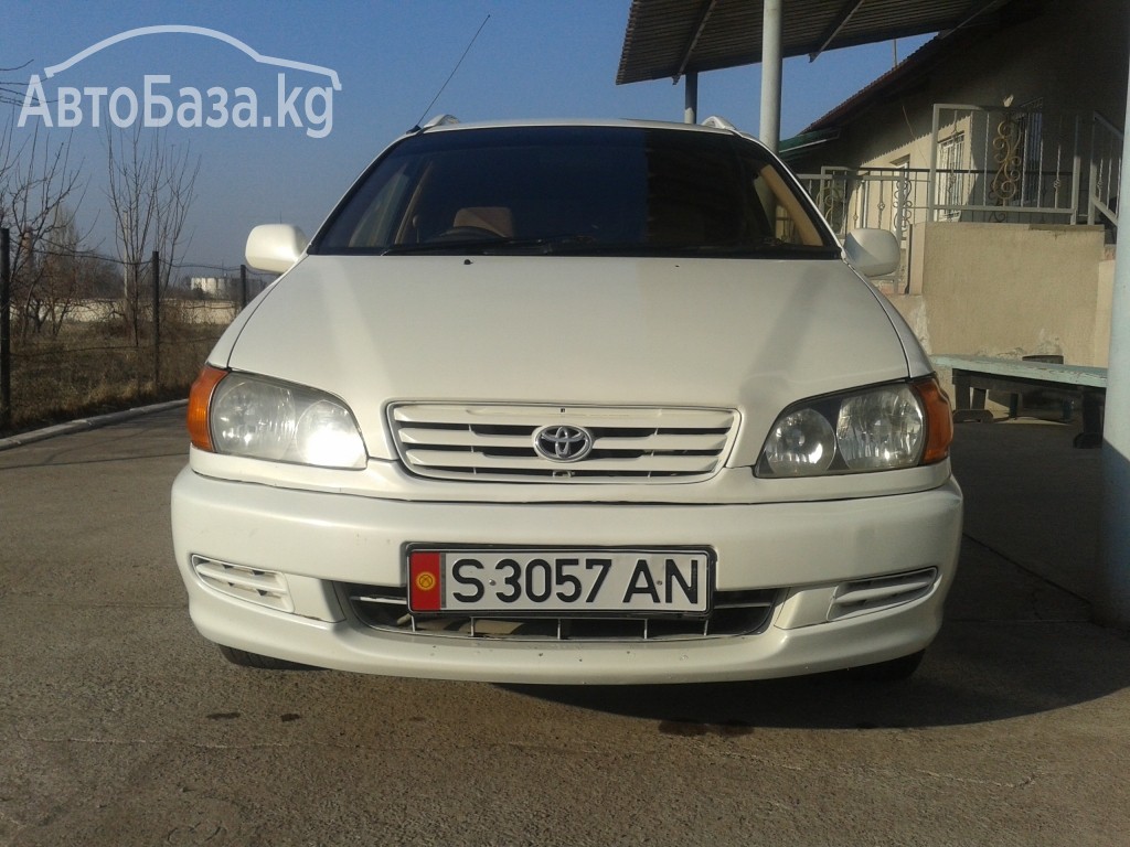 Toyota Ipsum 2000 года за ~301 800 сом