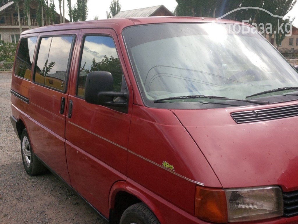 Volkswagen Transporter 1992 года за 330 365 сом