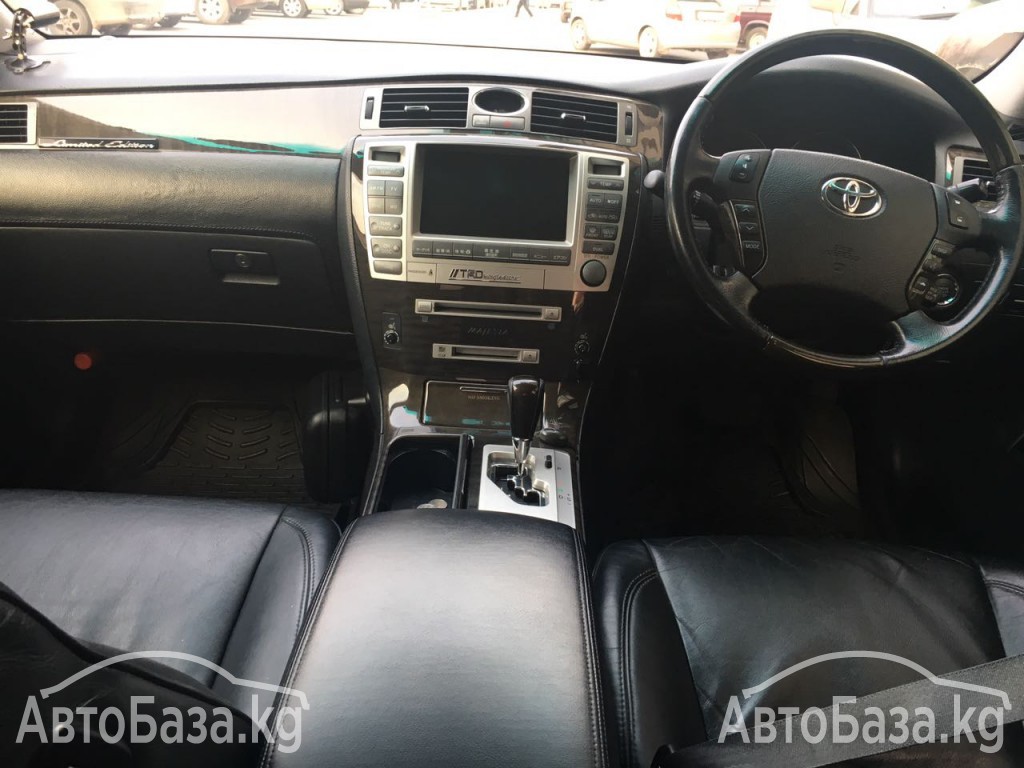 Toyota Crown Majesta 2004 года за ~862 000 сом