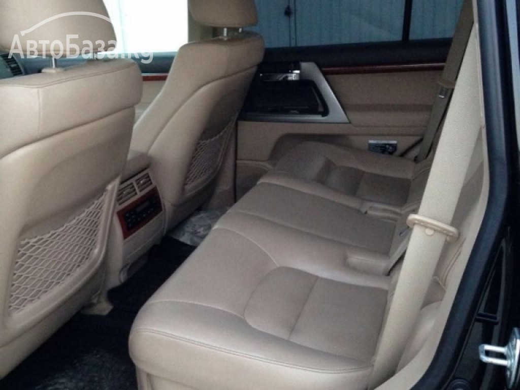 Toyota Land Cruiser 2012 года за ~3 719 900 сом