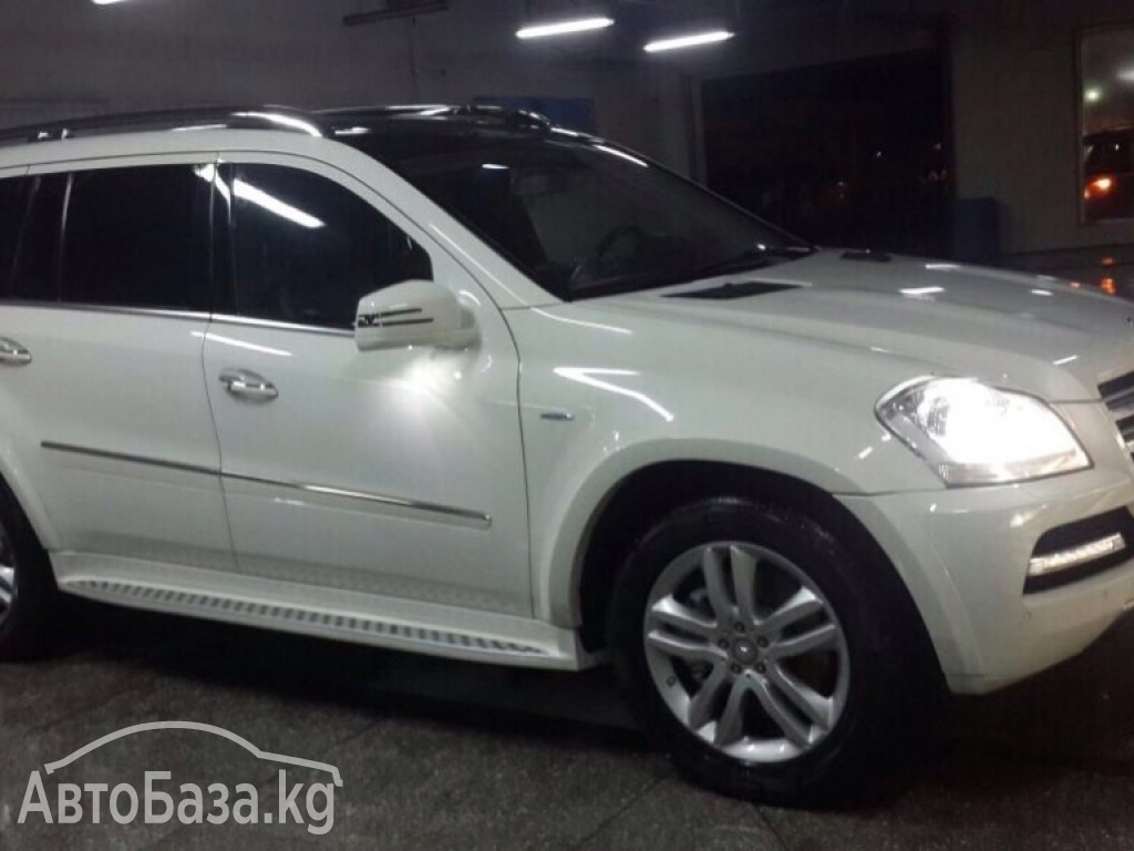 Mercedes-Benz GL-Класс 2011 года за ~4 138 000 сом