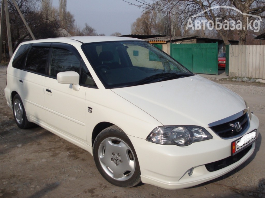 Одиссей бишкек. Хонда Одиссей 2002г. Honda Odyssey 2002. Белый Хонда Одиссей 2002 год. Honda Odyssey ra белый.