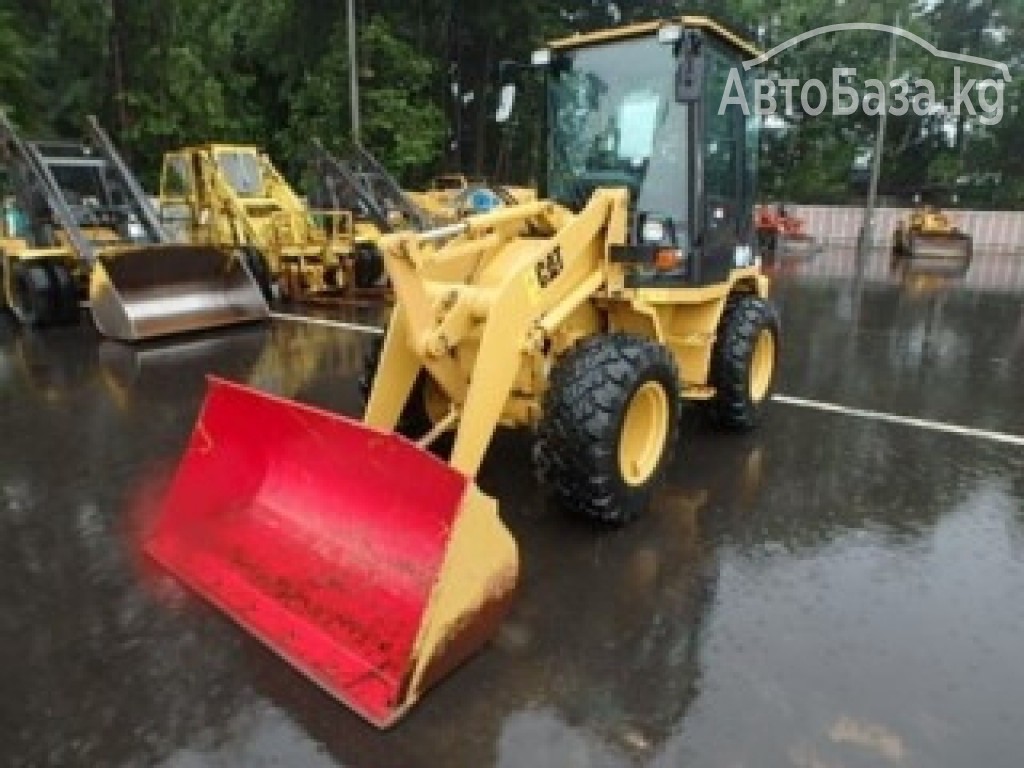 Погрузчик Caterpillar WHEELLOADER 902B