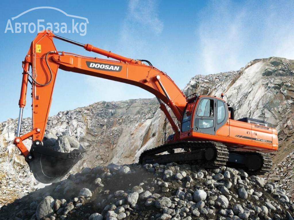 Экскаватор Doosan Гусеничный экскаватор DX 420 LCA 