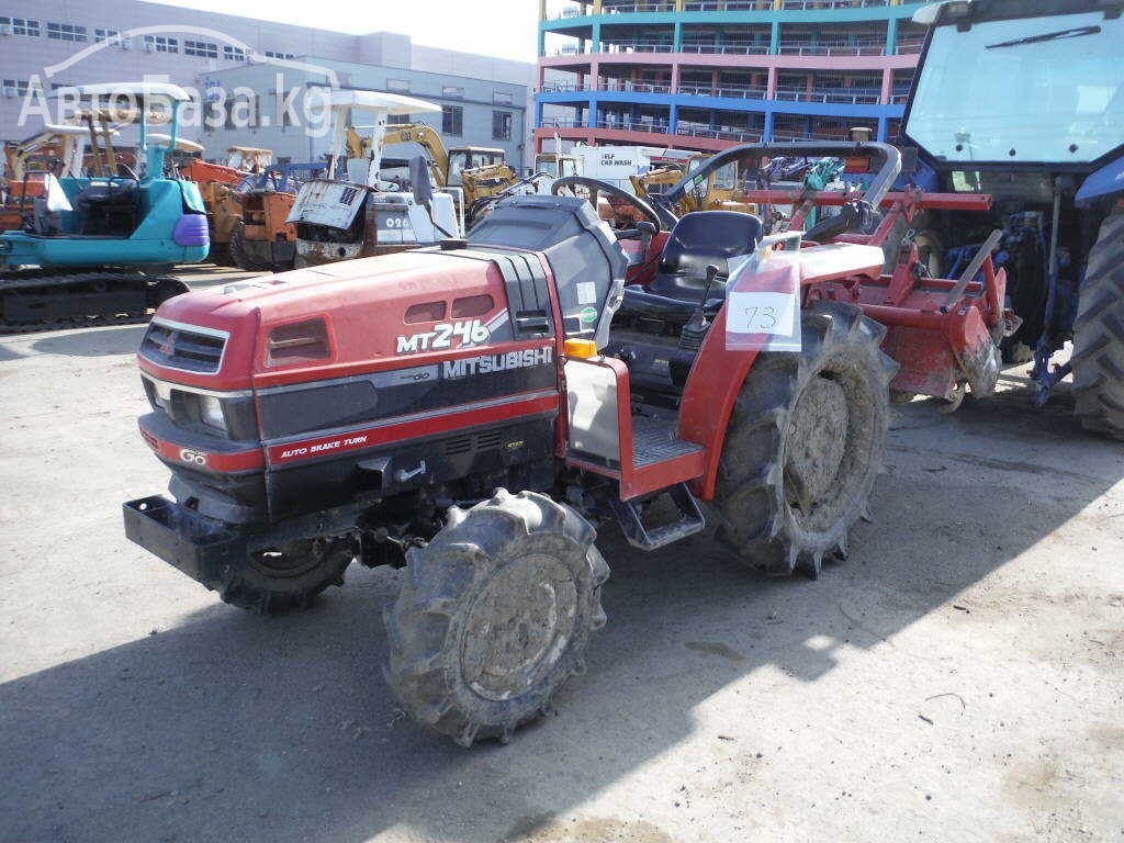 Трактор Mitsubishi 