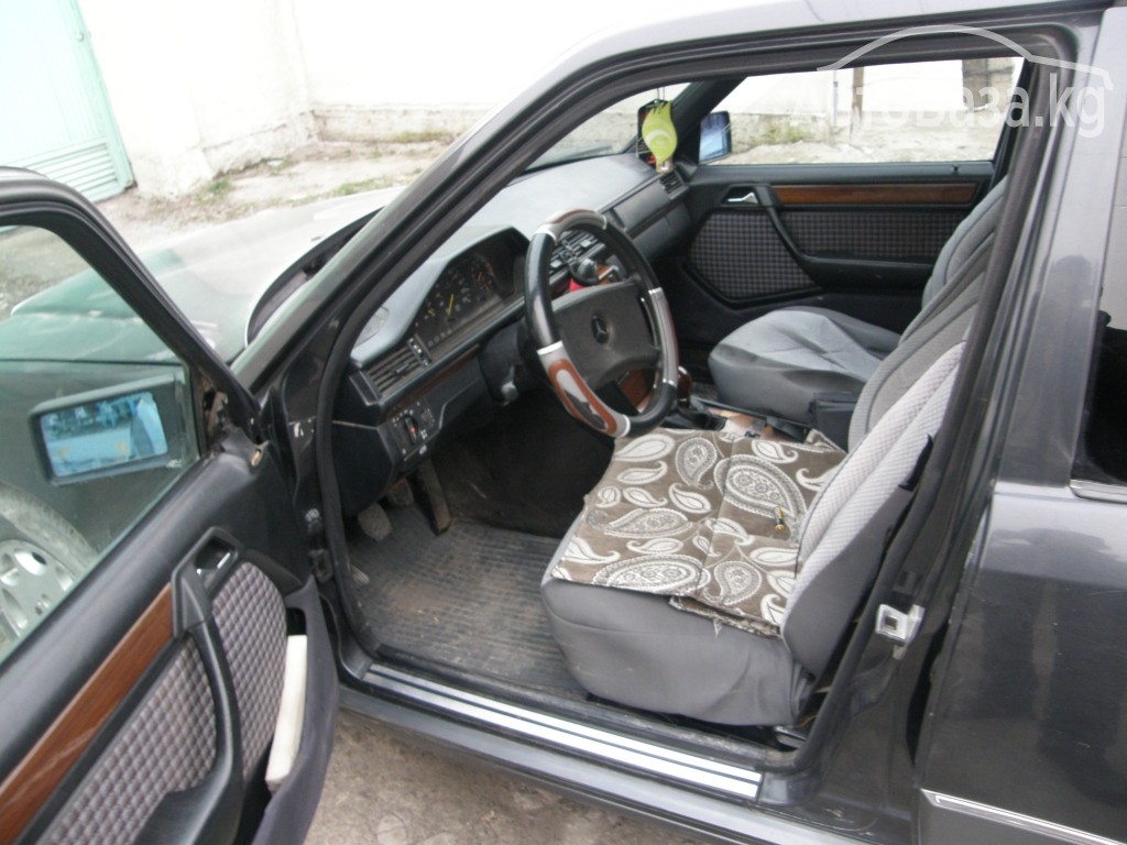 Mercedes-Benz E-Класс 1990 года за ~243 400 сом