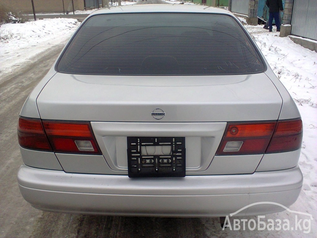 Куплю в сборе крышку багажника с задними фонорями на Nissan sunny b14 97г.в