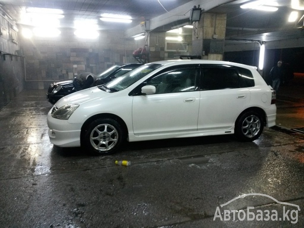 Honda Civic 2004 года за ~560 400 сом