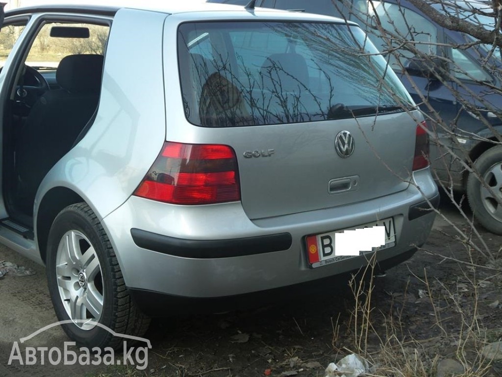 Volkswagen Golf 2002 года за ~509 100 руб.