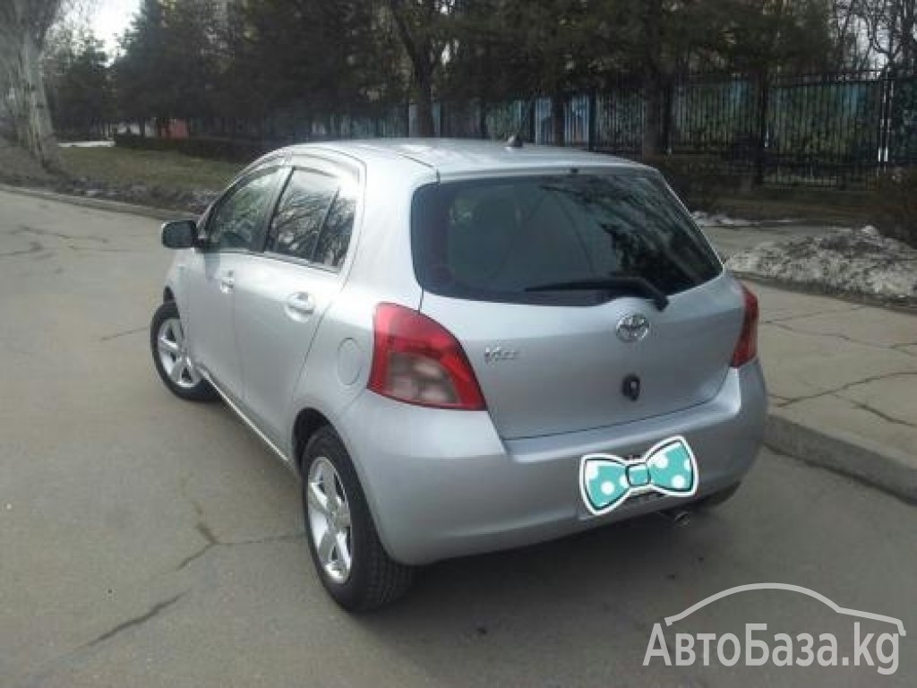 Toyota Vitz 2005 года за ~482 800 сом