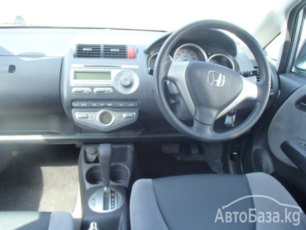 Honda Fit 2006 года за ~389 400 сом