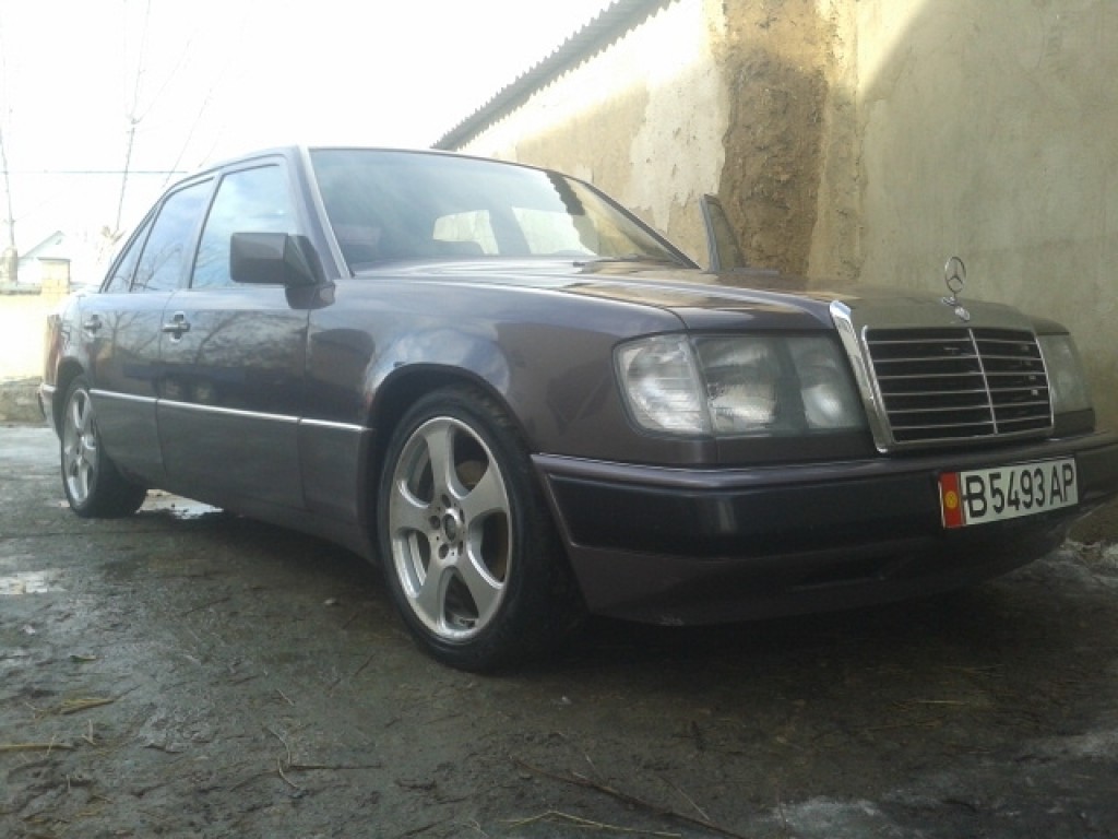 Mercedes-Benz E-Класс 1993 года за ~442 500 сом