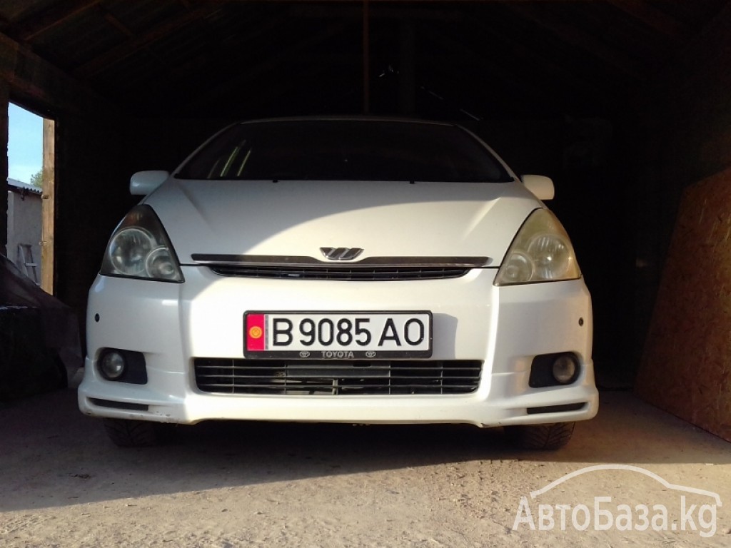 Toyota Wish 2004 года за 400 000 сом