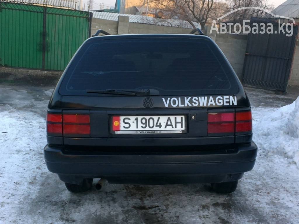 Volkswagen Passat 1993 года за ~275 900 сом