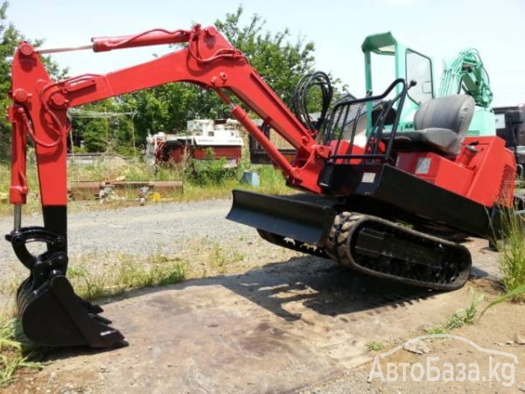 Экскаватор Hitachi UH004