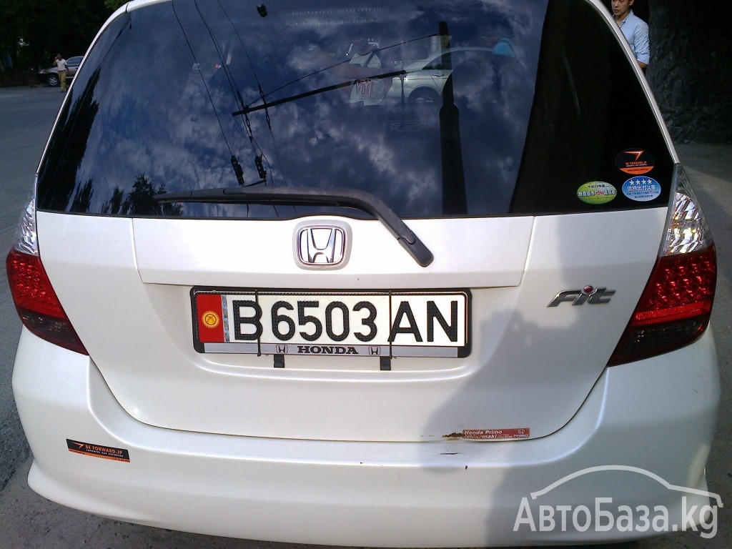 Honda Fit 2005 года за ~327 600 сом